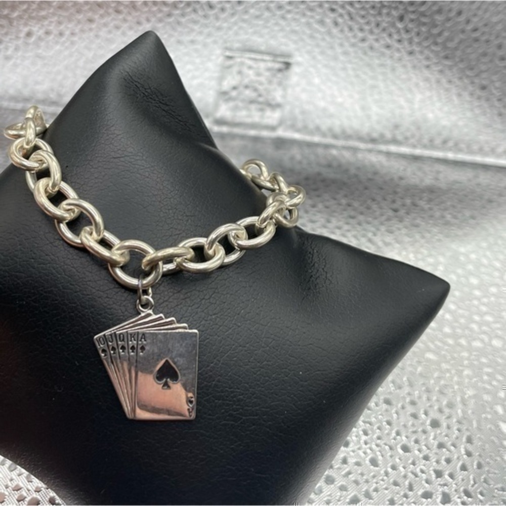 Charm Bracelet 611